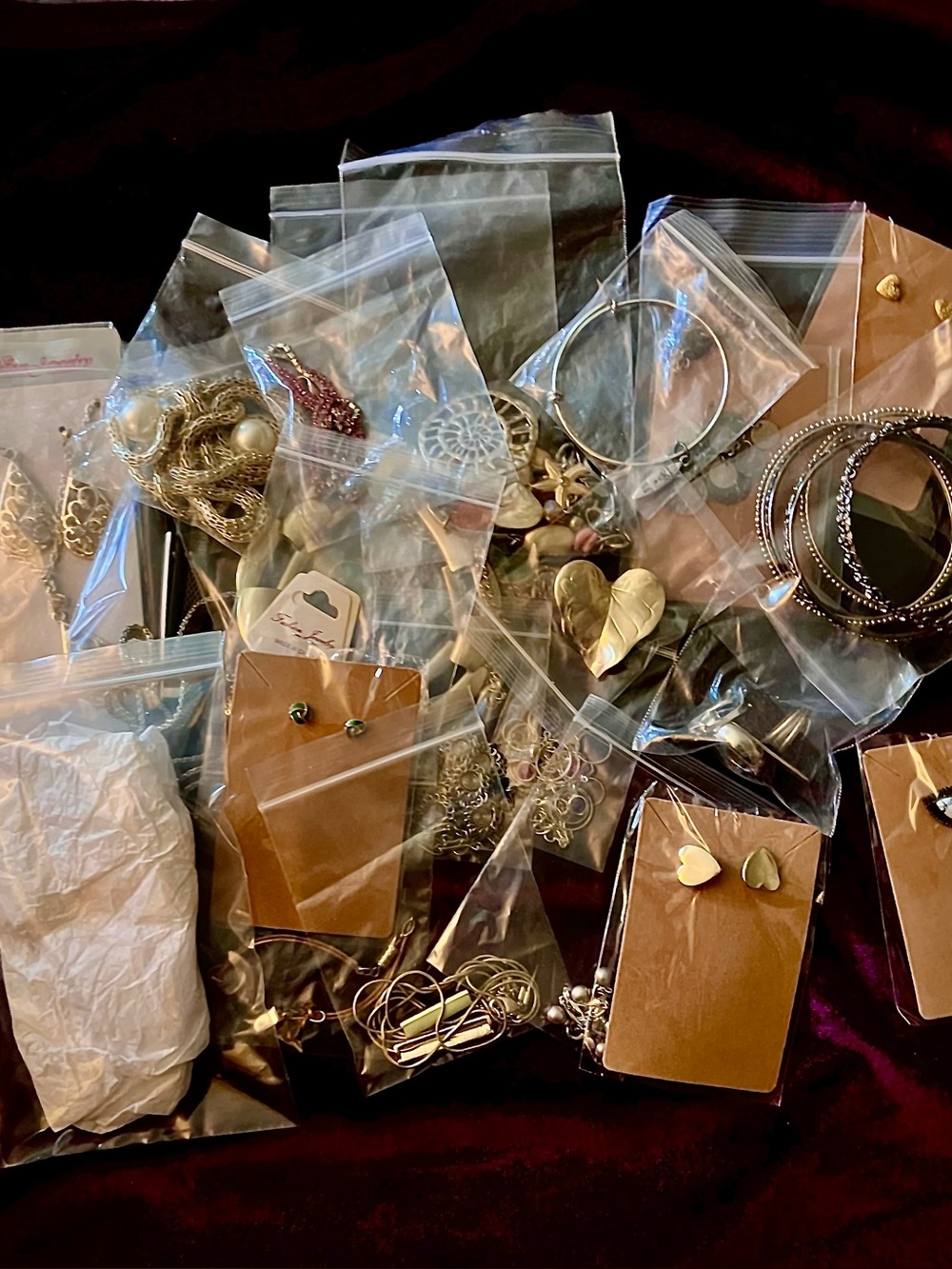 Jewelry Lot Modern/Vintage 
Costume New & PreLoved
23+ pieces All Wearable